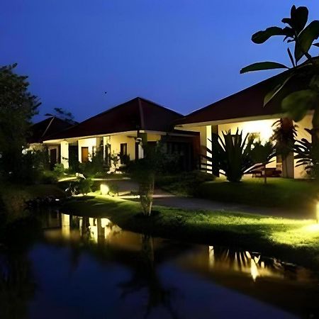 บ้าน เชิงเขา รีสอร์ท ระนอง ภายนอก รูปภาพ